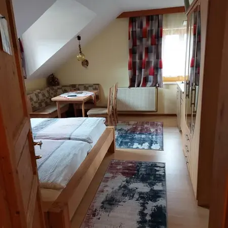 Zimmer 3 – Großansicht öffnen